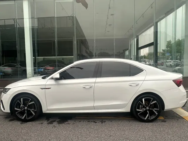 Skoda Octavia — Фото автомобиля 13