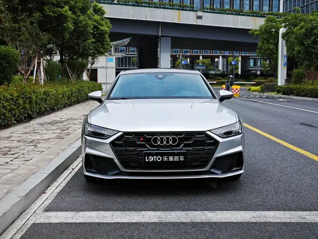 Audi A7 — Фото автомобиля 2