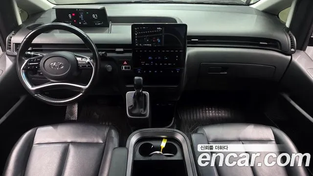 Hyundai Staria — Фото автомобиля 10
