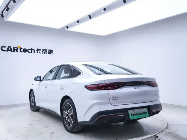 BYD Qin L — Фото автомобиля 6