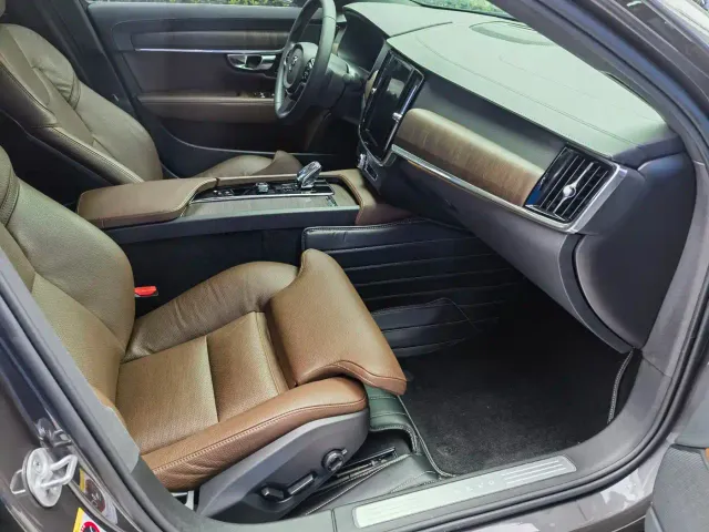 Volvo S90 — Фото автомобиля 18