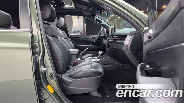 KG_Mobility_Ssangyong Rexton Новый Rexton Sport Khan Дизель 2.2 4WD — Фото автомобиля 25