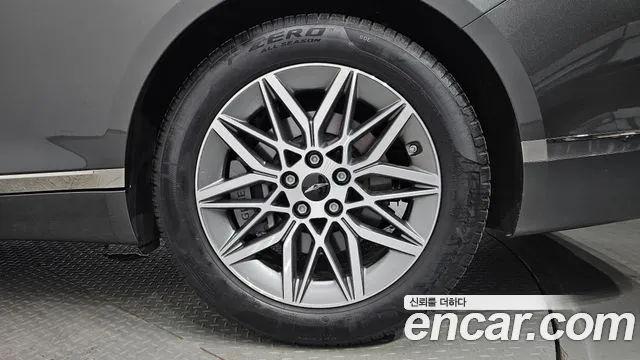 Genesis G80 RG3 — Фото автомобиля 6