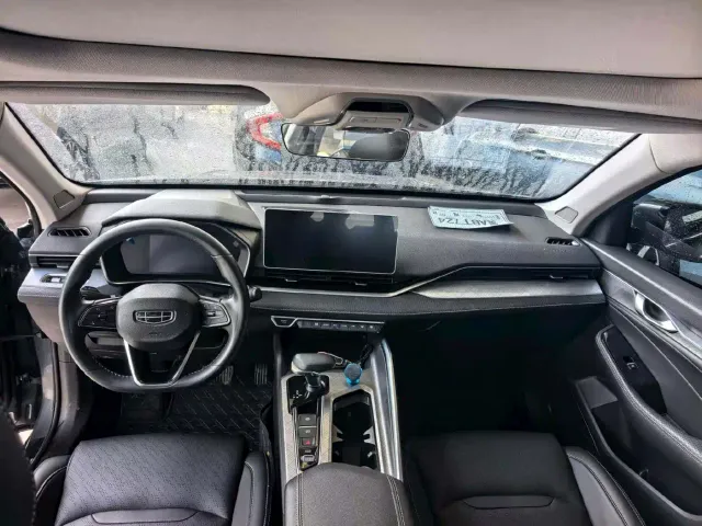 Geely Xingrui — Фото автомобиля 6