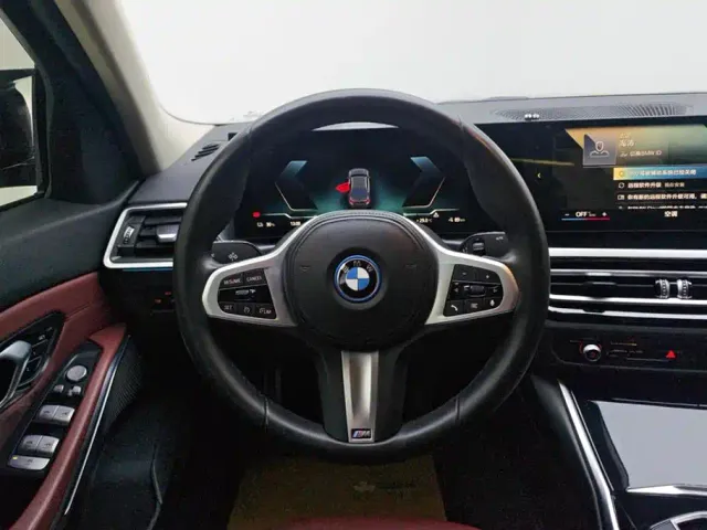 BMW i3 — Фото автомобиля 15