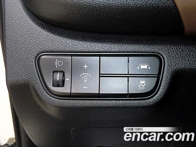Kia Seltos — Фото автомобиля 13