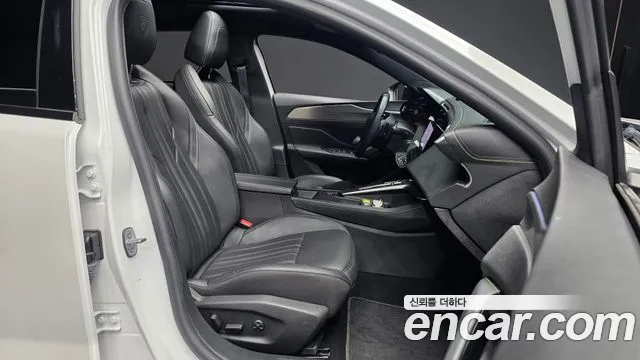 Peugeot 408 — Фото автомобиля 11