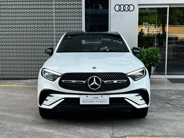 Mercedes-Benz GLC Coupe — Фото автомобиля 2