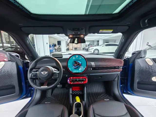 MINI Cooper — Фото автомобиля 10