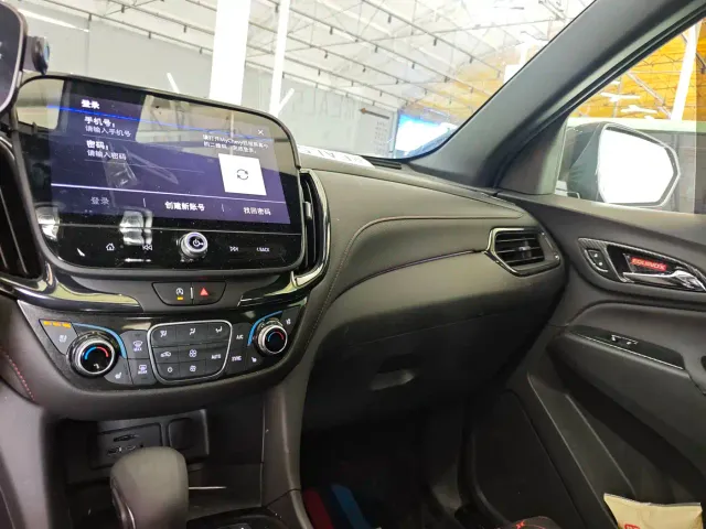 Chevrolet Equinox — Фото автомобиля 11