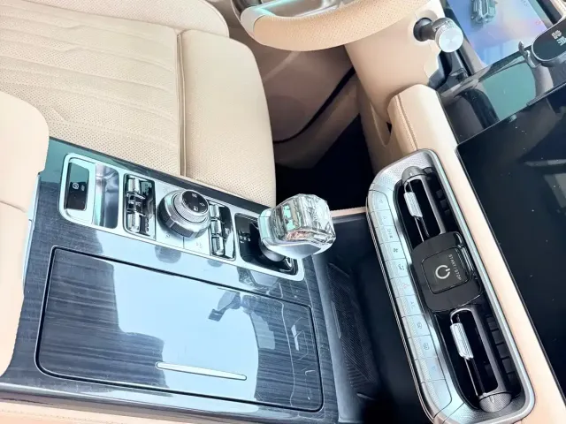BAIC BJ60 Thunder — Фото автомобиля 6