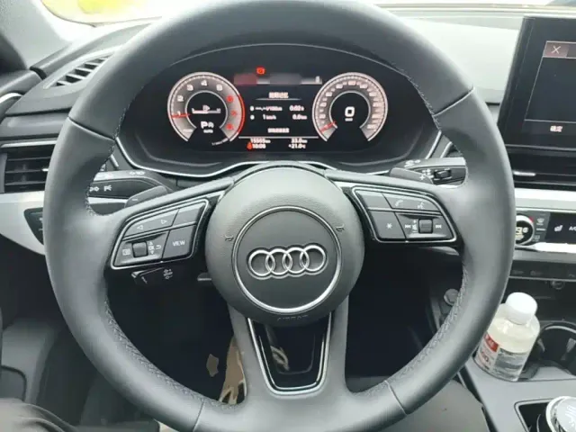 Audi A4L — Фото автомобиля 10