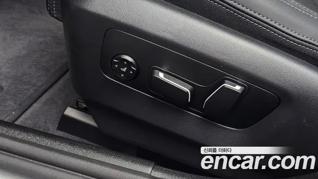 BMW 5-Series — Фото автомобиля 27