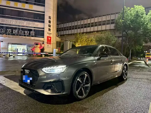 Audi A4L — Фото автомобиля 2