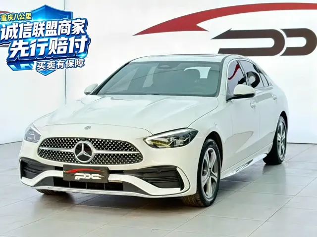 Фотография автомобиля — Mercedes-Benz C-Class