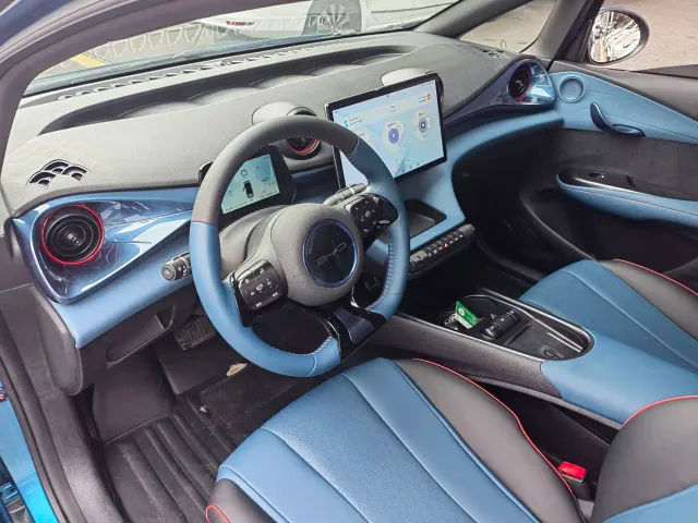BYD Dolphin — Фото автомобиля 8