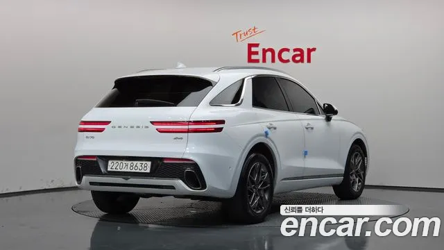 Genesis GV70 — Фото автомобиля 2