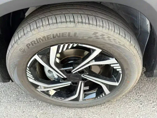 Geely Boyue — Фото автомобиля 19