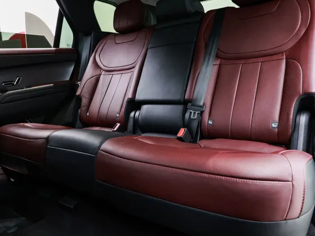 Land Rover Range Rover Sport — Фото автомобиля 12