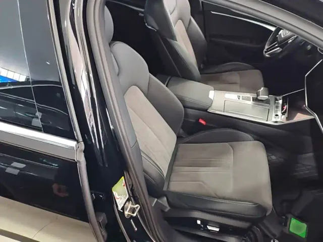 Audi A6L — Фото автомобиля 24