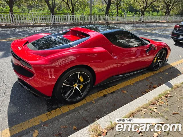 Ferrari 296 296 GTS — Фото автомобиля 2