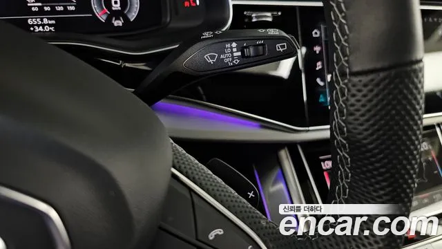 Audi Q8 55 TFSI quattro Premium — Фото автомобиля 28