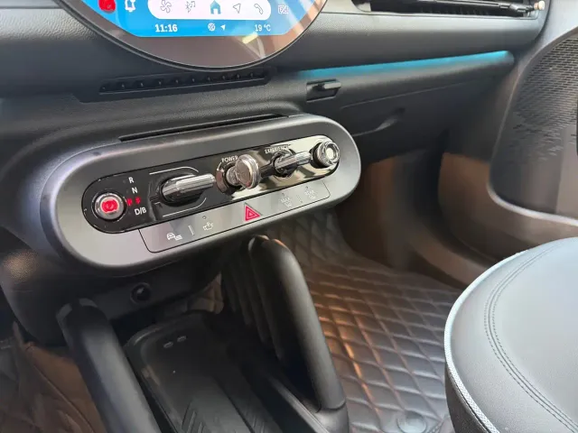 MINI Electric MINI ACEMAN — Фото автомобиля 15