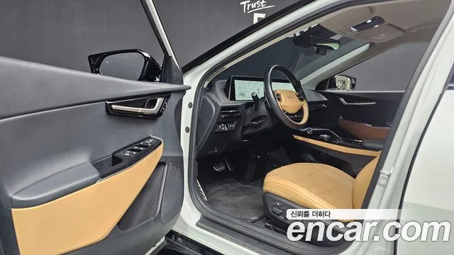 Kia EV6 — Фото автомобиля 10