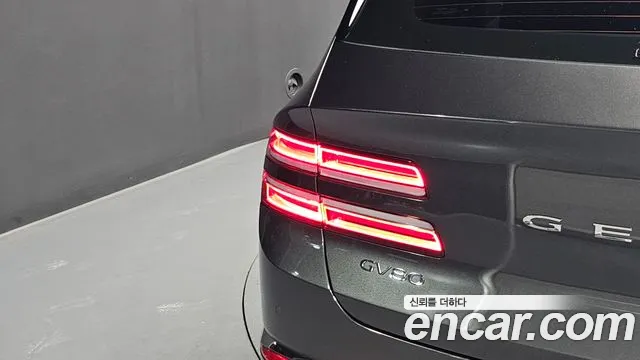 Genesis GV80 2.5T Бензин AWD — Фото автомобиля 16