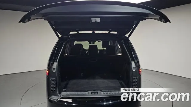 Land Rover Discovery — Фото автомобиля 16
