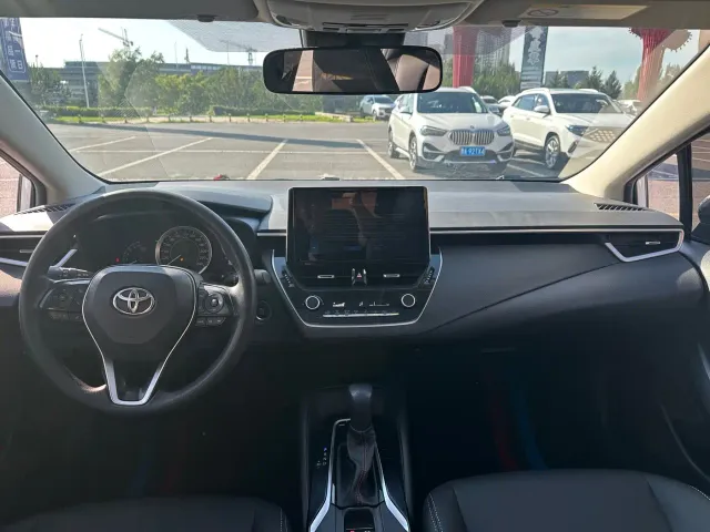 Toyota Corolla — Фото автомобиля 6