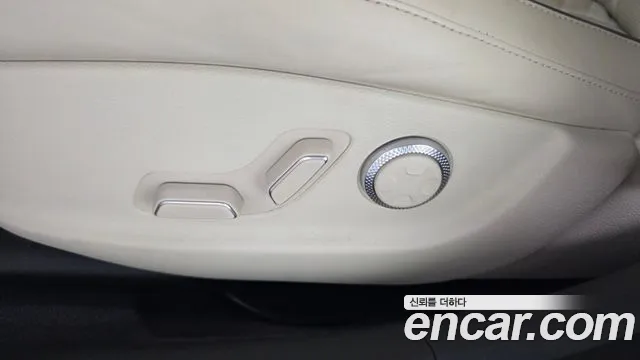 Genesis G80 Бензин 3.5 турбо AWD — Фото автомобиля 22