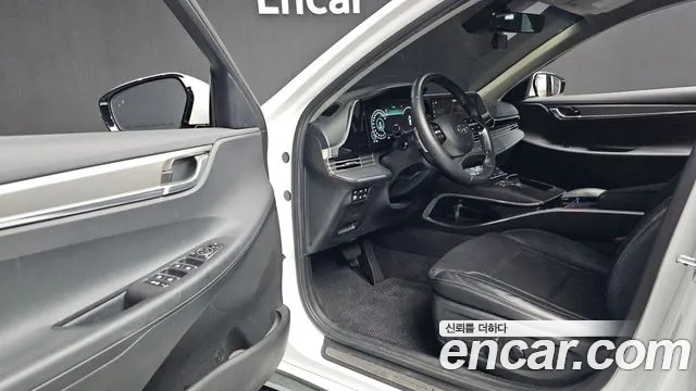 Hyundai Grandeur Новый Grandeur IG — Фото автомобиля 10