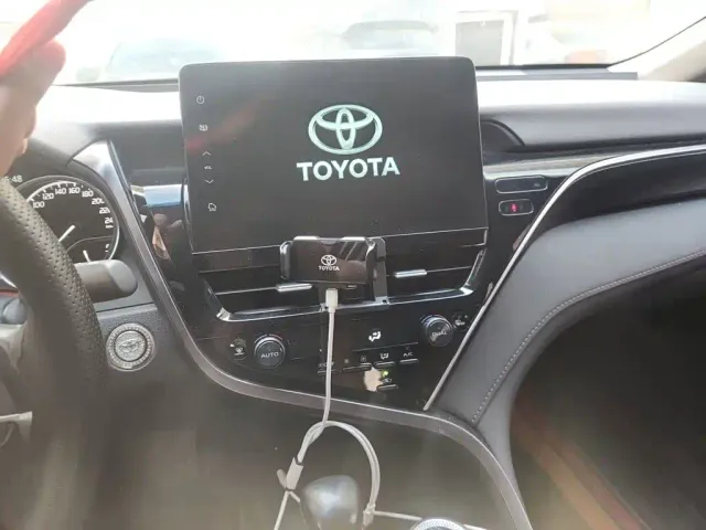 Toyota Camry — Фото автомобиля 5
