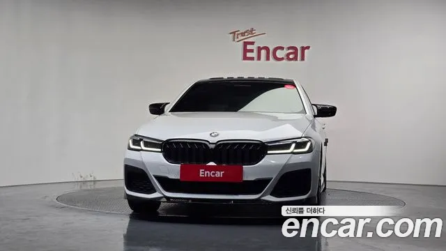 BMW 5 Series G30 — Фото автомобиля 3