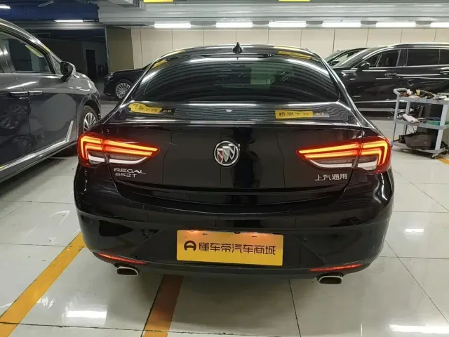 Buick Regal — Фото автомобиля 8