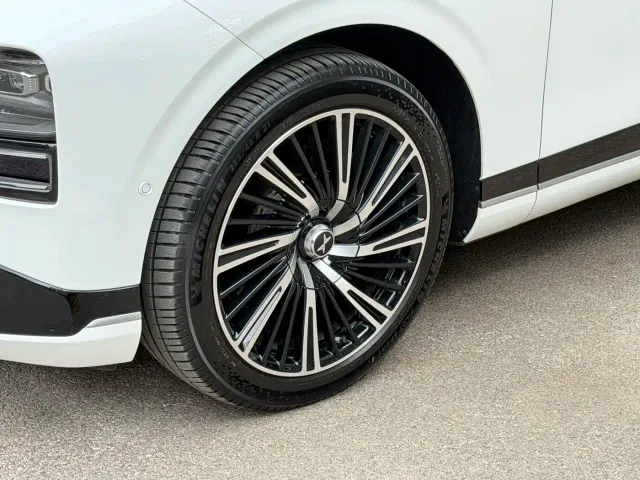 Xpeng G9 — Фото автомобиля 9