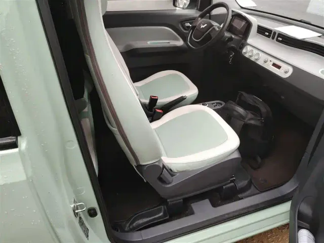 Wuling Hongguang Mini EV — Фото автомобиля 24
