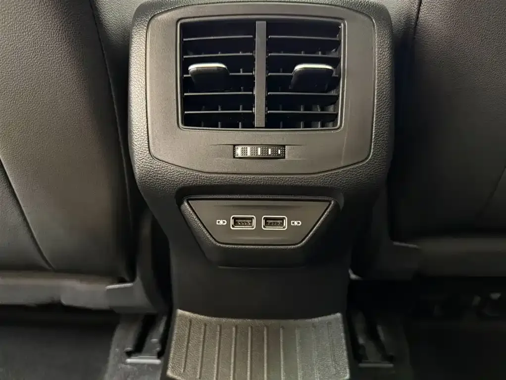 Volkswagen Volkswagen T-ROC 2022 280TSI DSG 2WD Comfort PLUS — Фото автомобиля 19