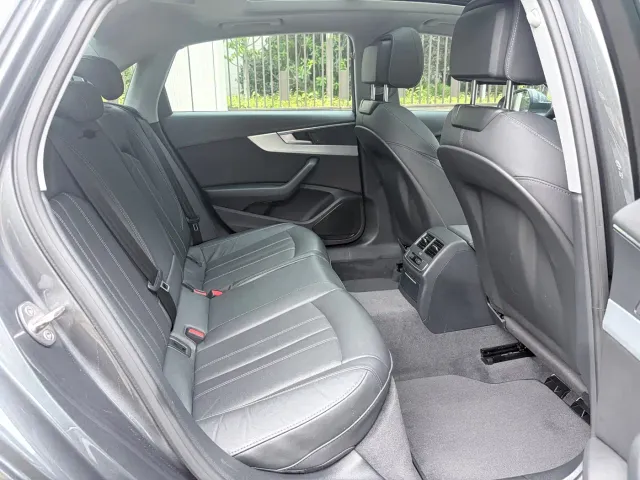 Audi A4L — Фото автомобиля 13