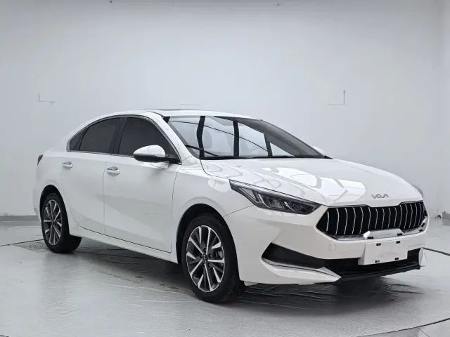 Kia K3 — Фото автомобиля 3