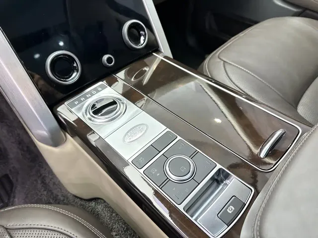 Land Rover Range Rover — Фото автомобиля 7