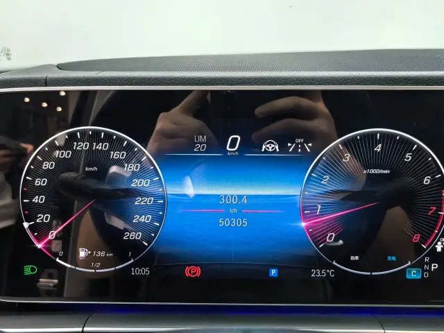 Mercedes-Benz GLS-Class — Фото автомобиля 21