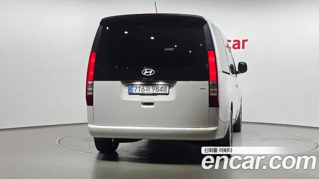 Hyundai Staria — Фото автомобиля 4
