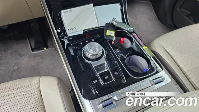 Kia Canival Carnival 4 поколение Дизель 7 мест Hi-Limousine — Фото автомобиля 9