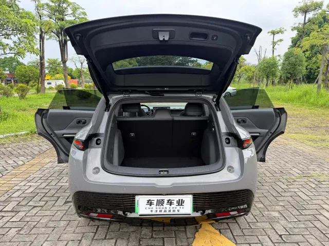 Leapmotor Lafa 5 — Фото автомобиля 30