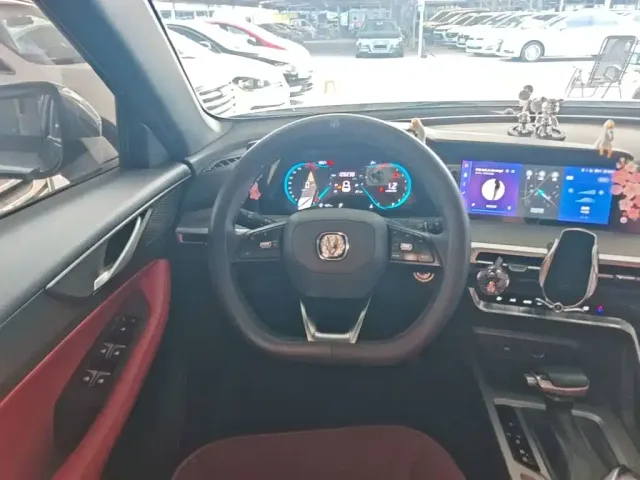 Changan Changan CS35 PLUS 2022 Blue Whale NE 1.4T DCT Luxury — Фото автомобиля 10