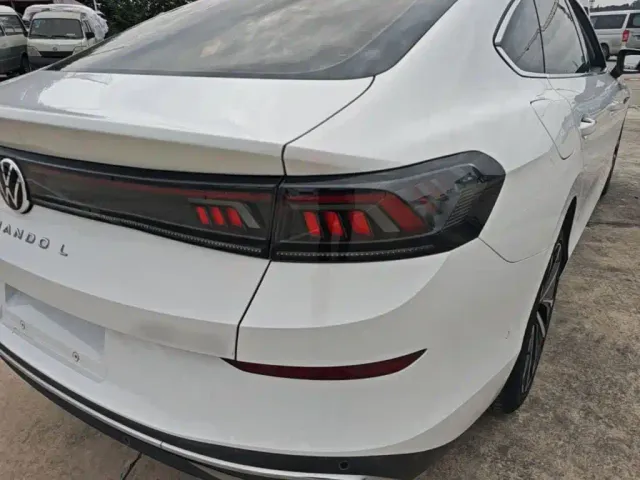 Volkswagen Lamando — Фото автомобиля 7