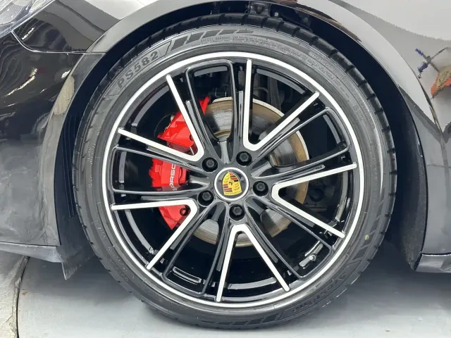 Porsche Panamera — Фото автомобиля 25