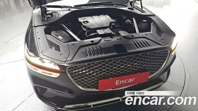 Genesis GV70 2.5T Бензин 2WD — Фото автомобиля 5